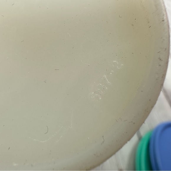 vintage tupperware 2 quart beverage container set - Picture 6 of 9